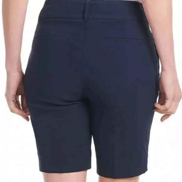 Hilary Radley Women's Pull On Mid Rise Stretch Comfort Bermuda Shorts Medium - Picture 2 of 10